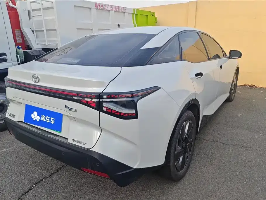Toyota bZ3 2025 из CN, фото 10