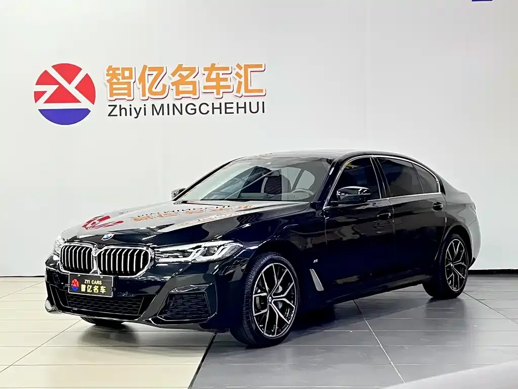 BMW 5 Series — фото 1