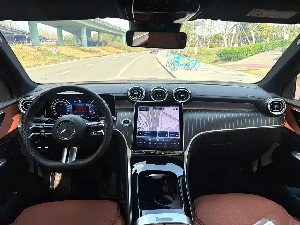 Mercedes-Benz GLC 2023 из CN, фото 2