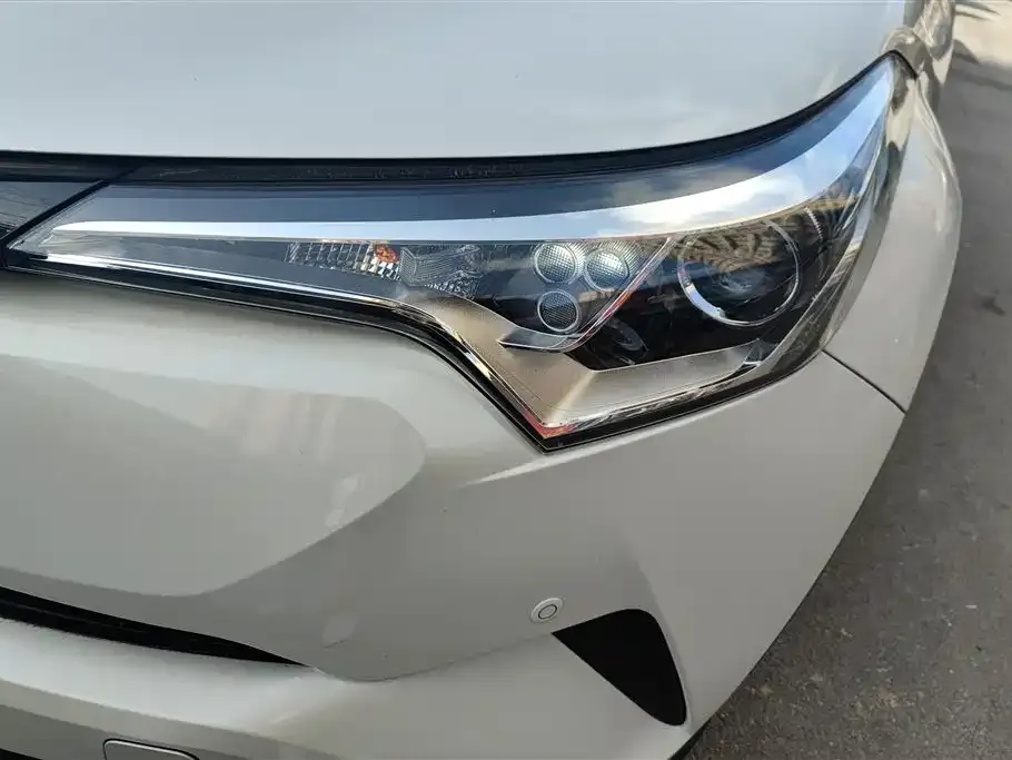 Toyota IZOA 2021 из CN, фото 3