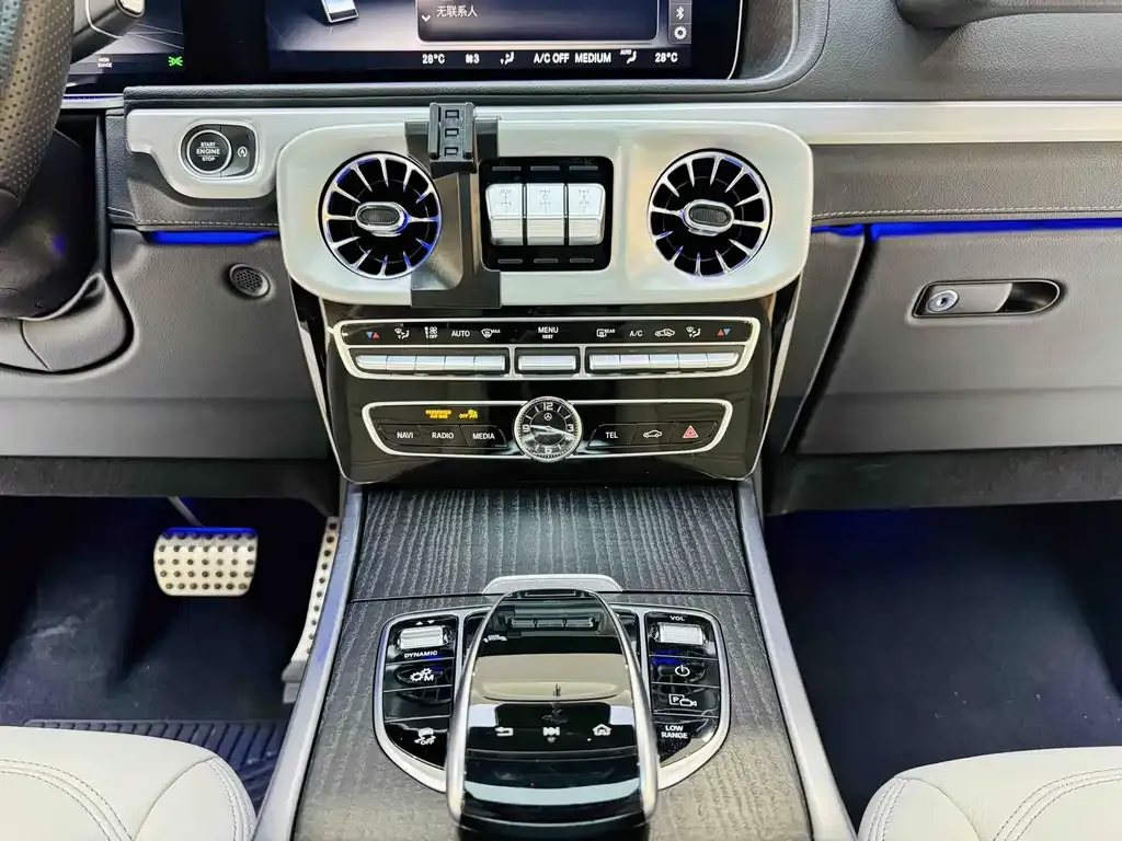 Mercedes-Benz G-Class — фото 10