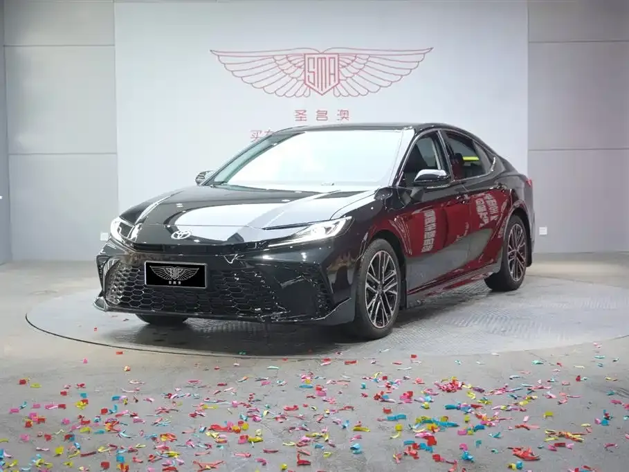 Toyota Camry 2025 из CN, фото 1