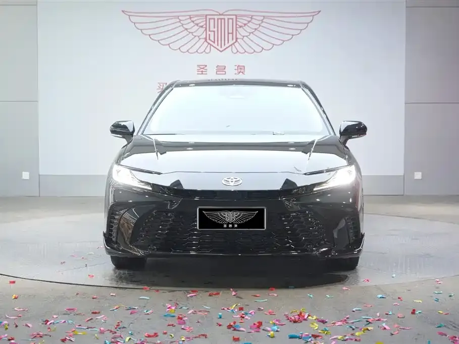 Toyota Camry 2025 из CN, фото 4