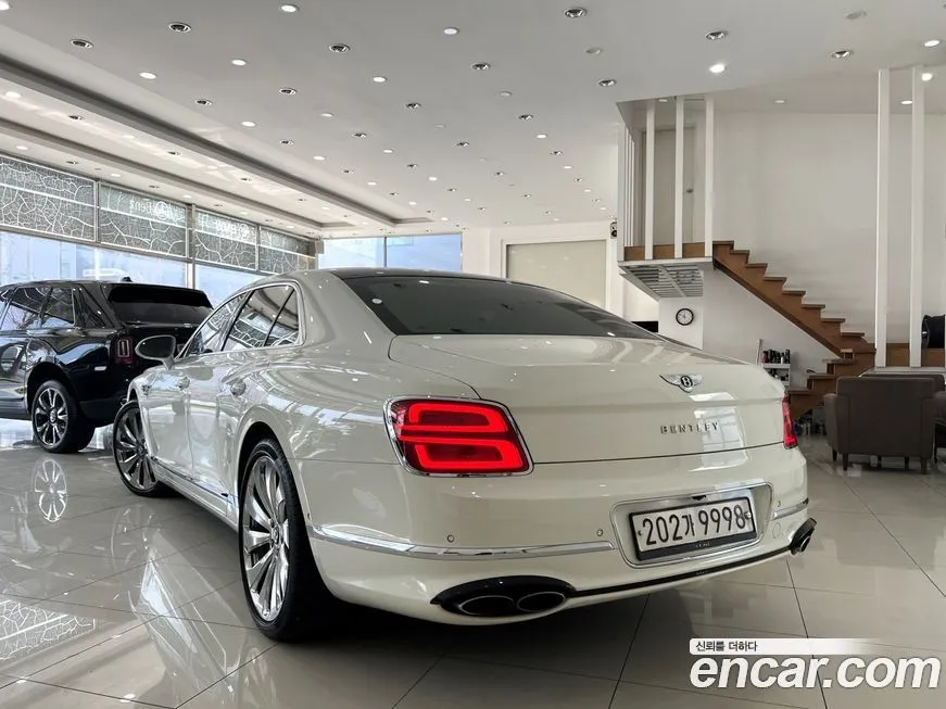 Bentley Flying Spur 2022 из KR, фото 4