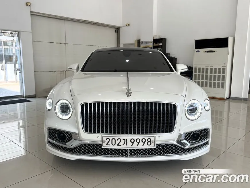 Bentley Flying Spur 2022 из KR, фото 6
