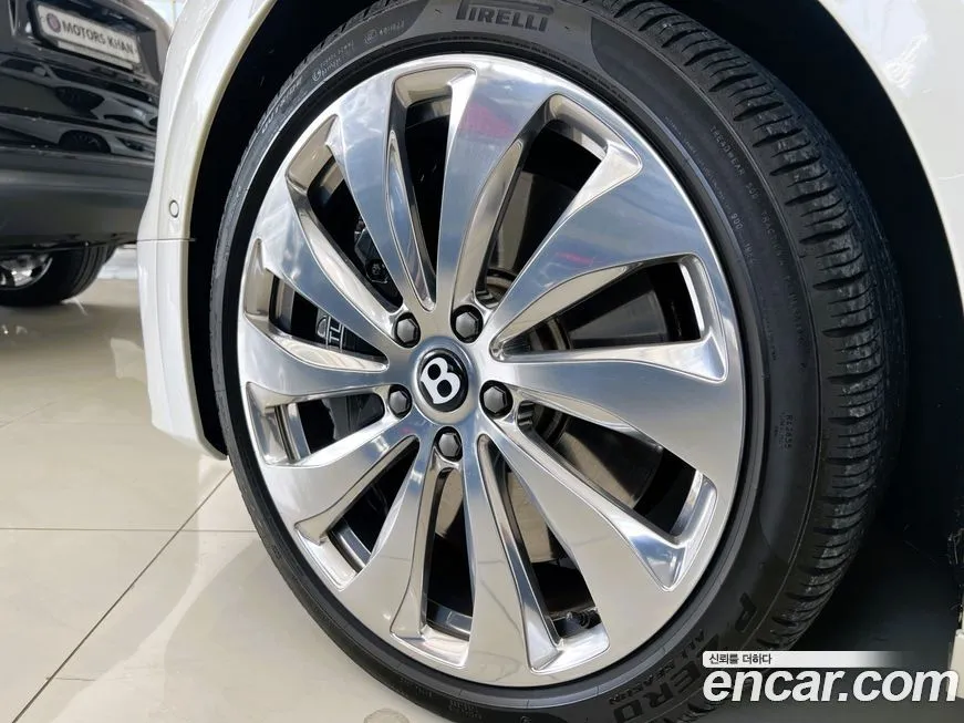 Bentley Flying Spur 2022 из KR, фото 7