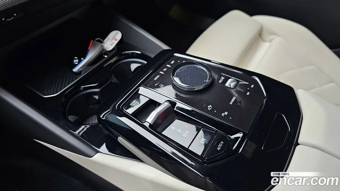 BMW 5-Series 2024 из KR, фото 6