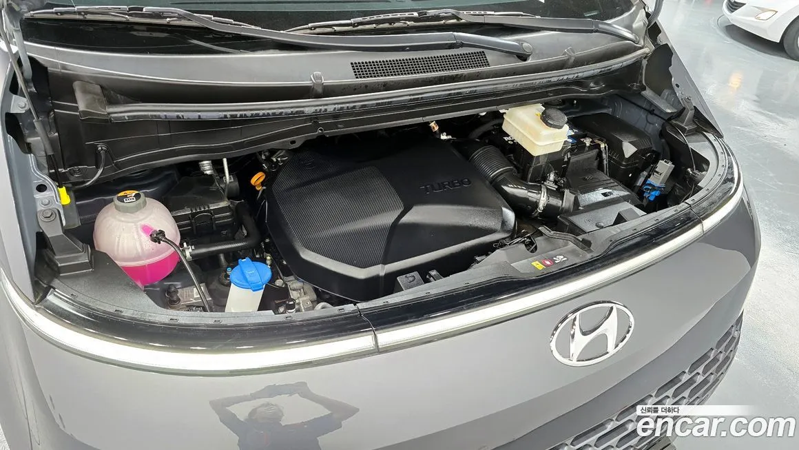Hyundai Staria — фото 9