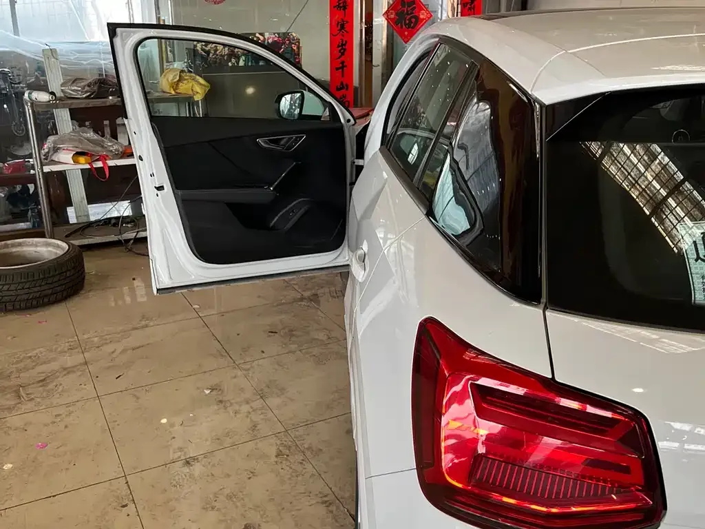 Audi Q2L 2021 из CN, фото 3