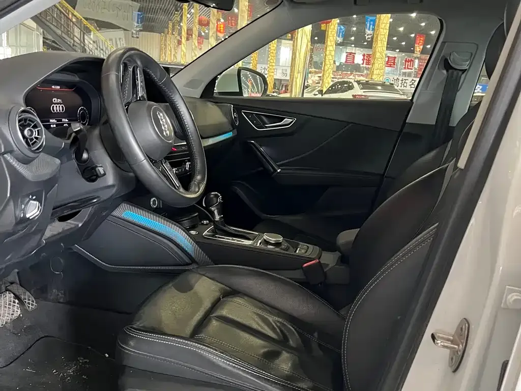 Audi Q2L 2021 из CN, фото 9