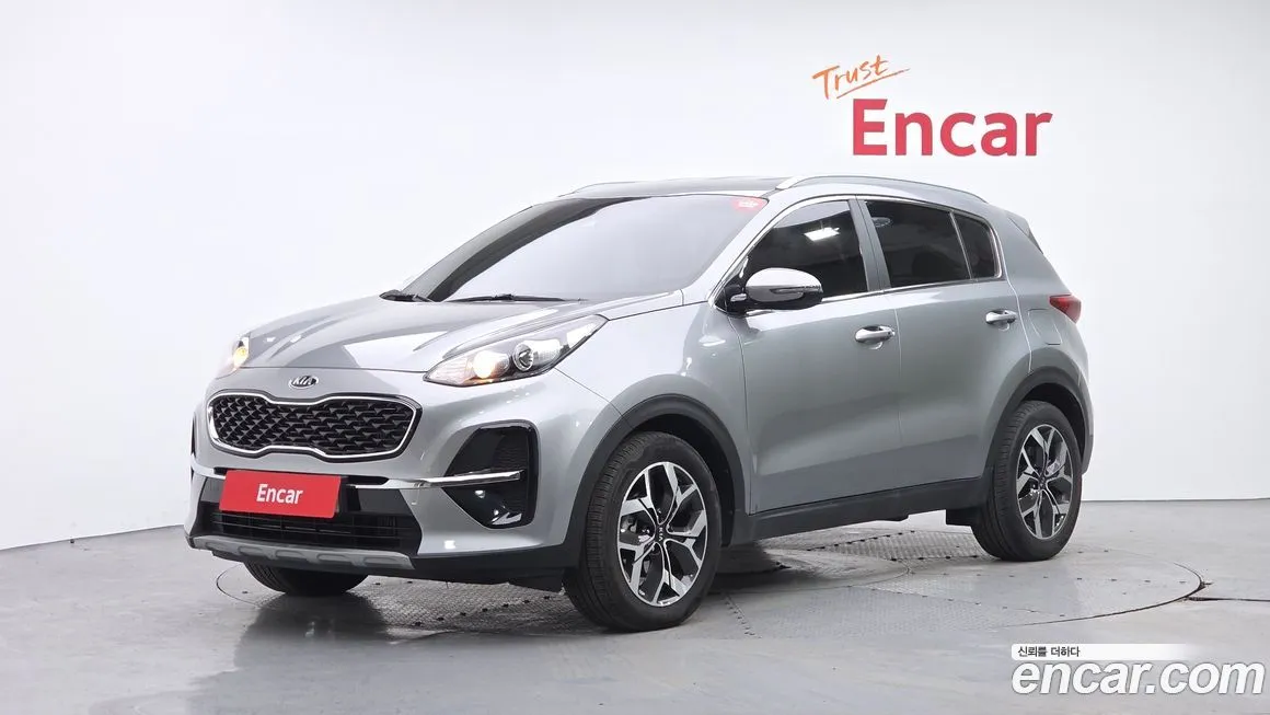 Kia Sportage — фото 1