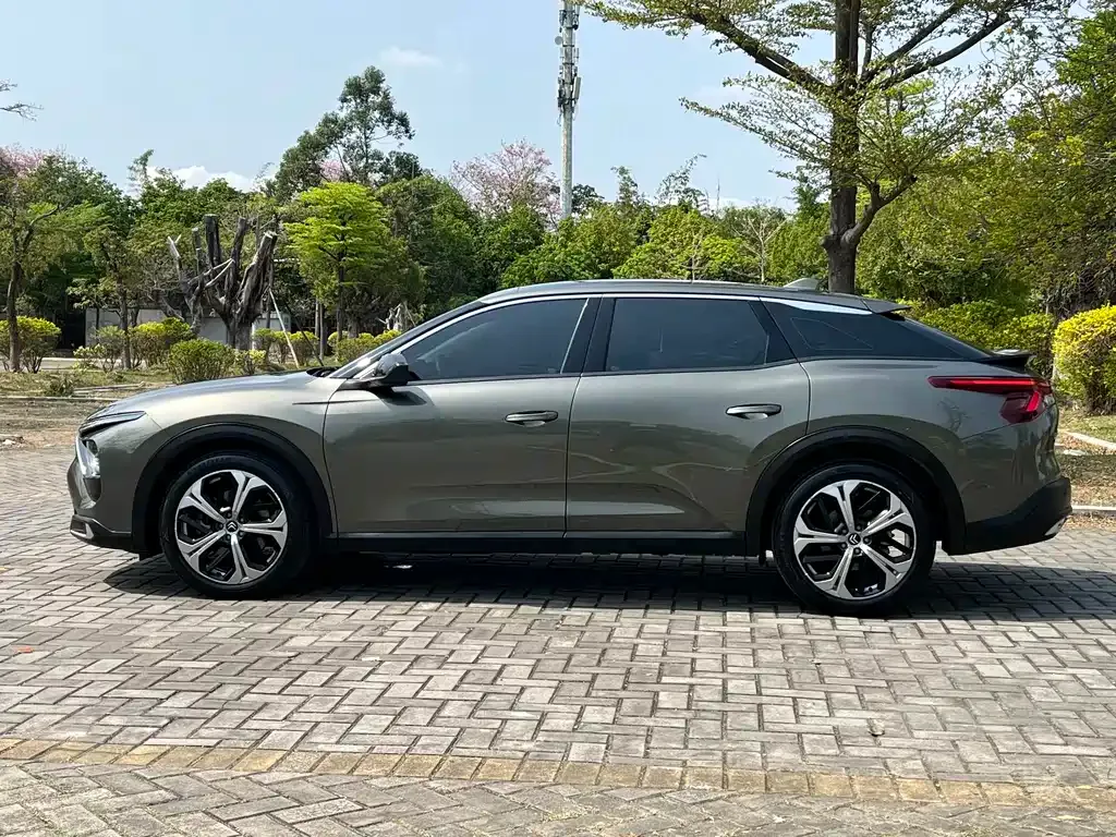 Citroen C5 X 2023 из CN, фото 5