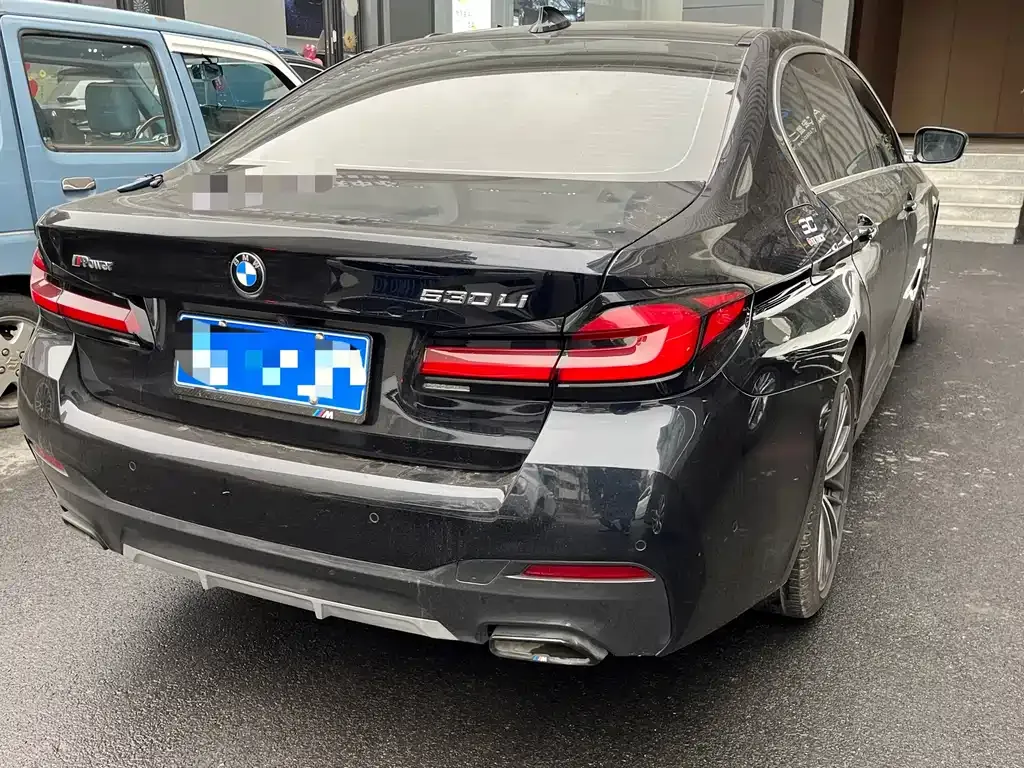 BMW 5 Series — фото 4