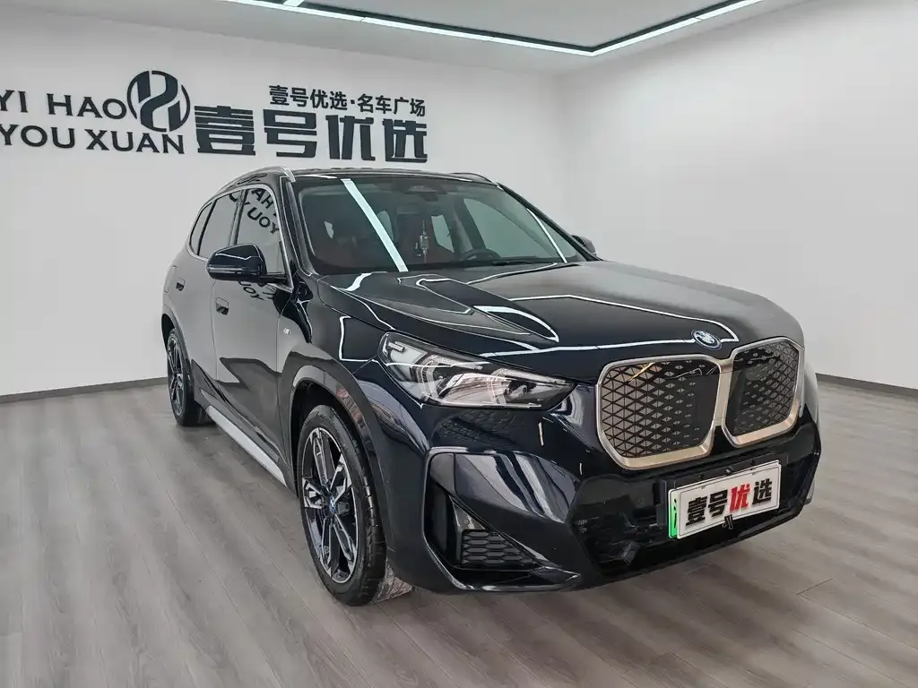 BMW iX1 2025 из CN, фото 6