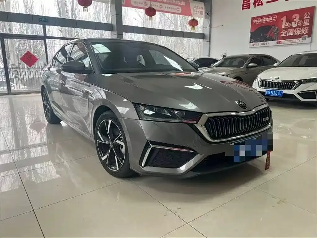 Skoda Octavia — фото 10