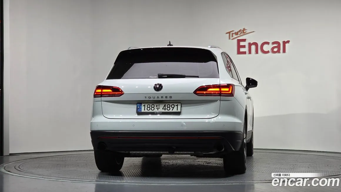 Volkswagen Touareg 2021 из KR, фото 2