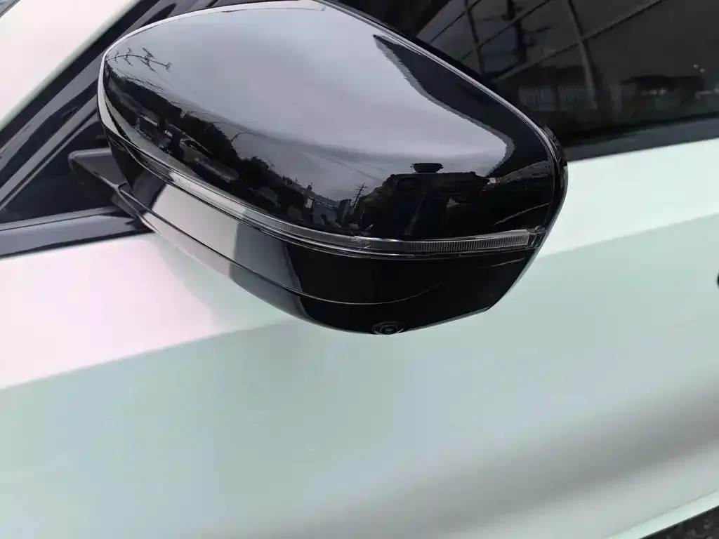 BMW 3 Series 2024 из CN, фото 2