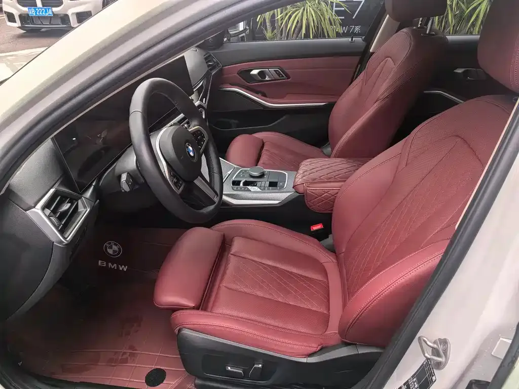 BMW 3 Series 2024 из CN, фото 7