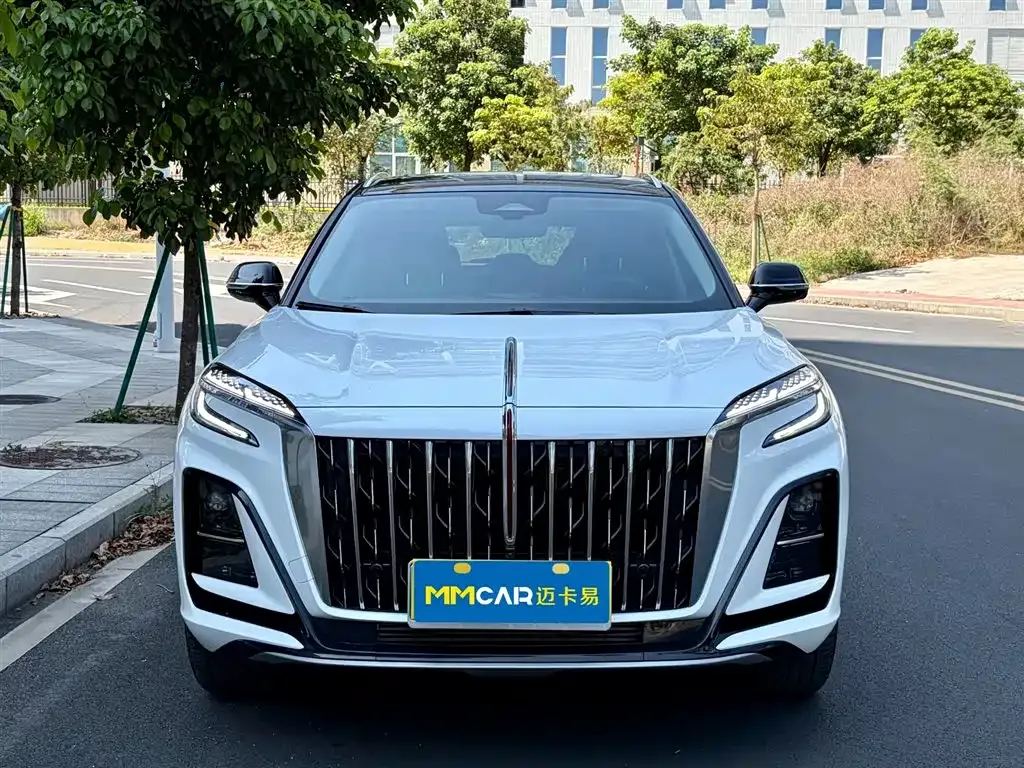 Hongqi HS3 PHEV — фото 4