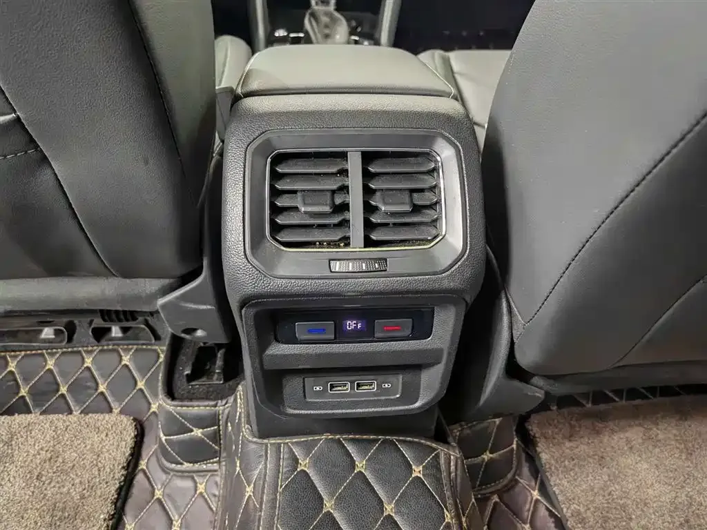 Volkswagen Tiguan L 2021 из CN, фото 8