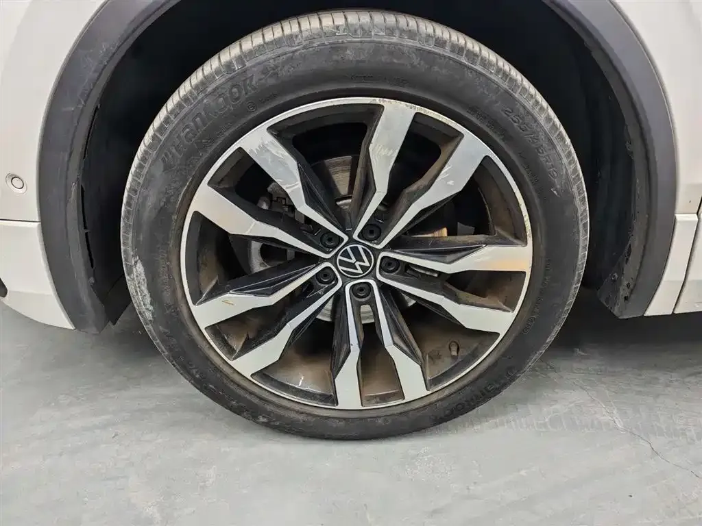 Volkswagen Tiguan L 2021 из CN, фото 7