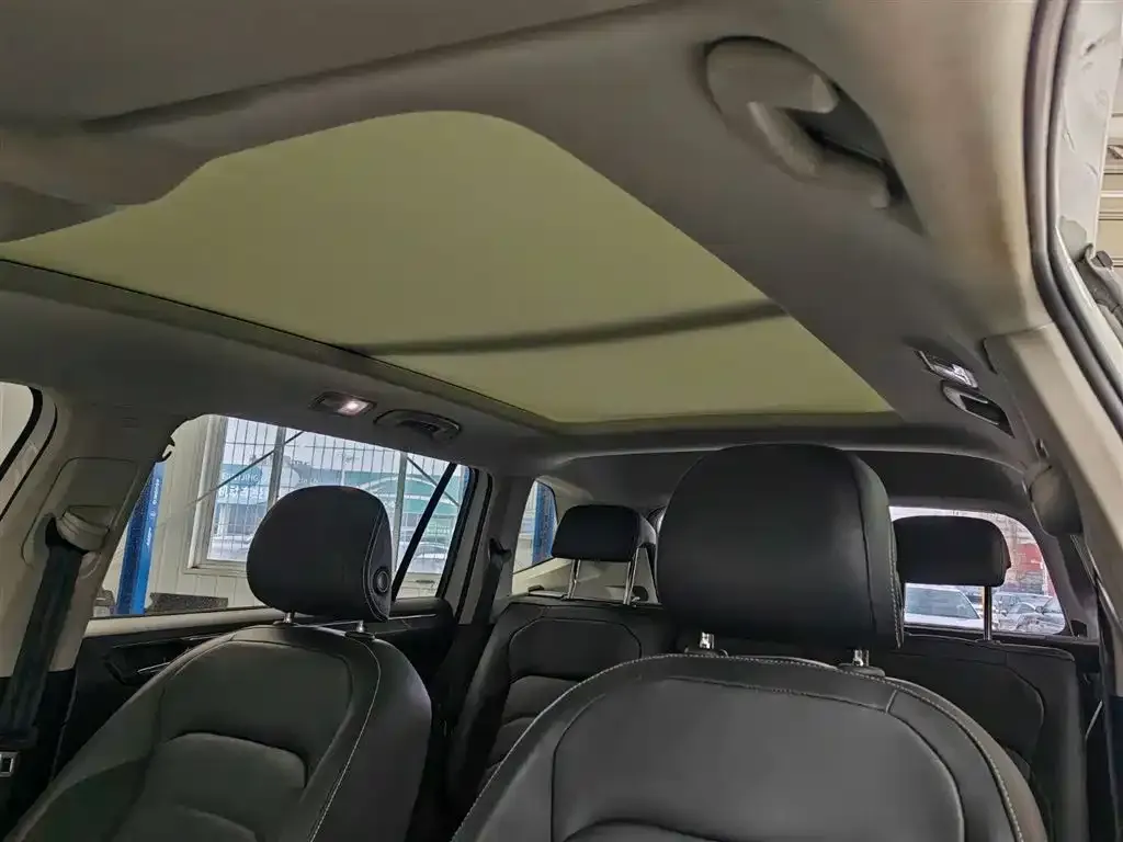 Volkswagen Tiguan L 2021 из CN, фото 3