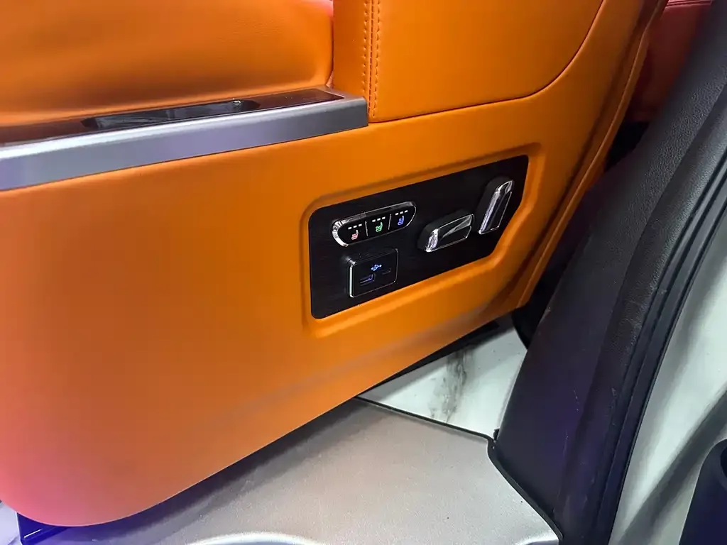 GAC Motor Trumpchi M8 — фото 2