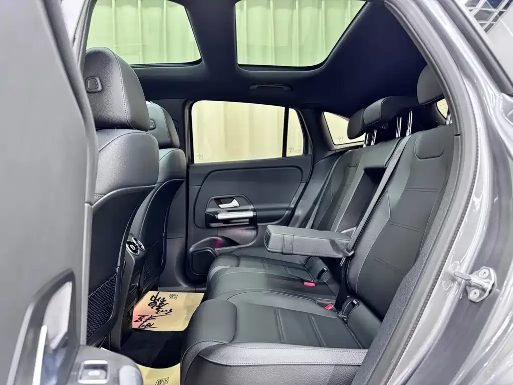 Mercedes-Benz EQA 2023 из CN, фото 5