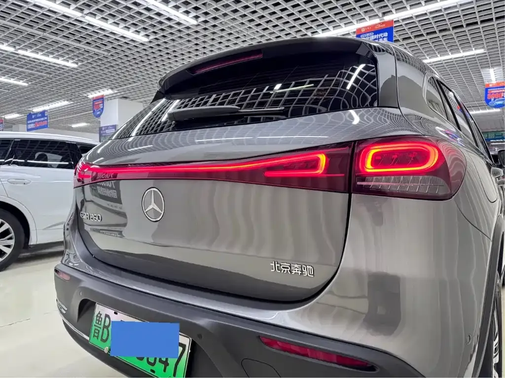 Mercedes-Benz EQA 2023 из CN, фото 2