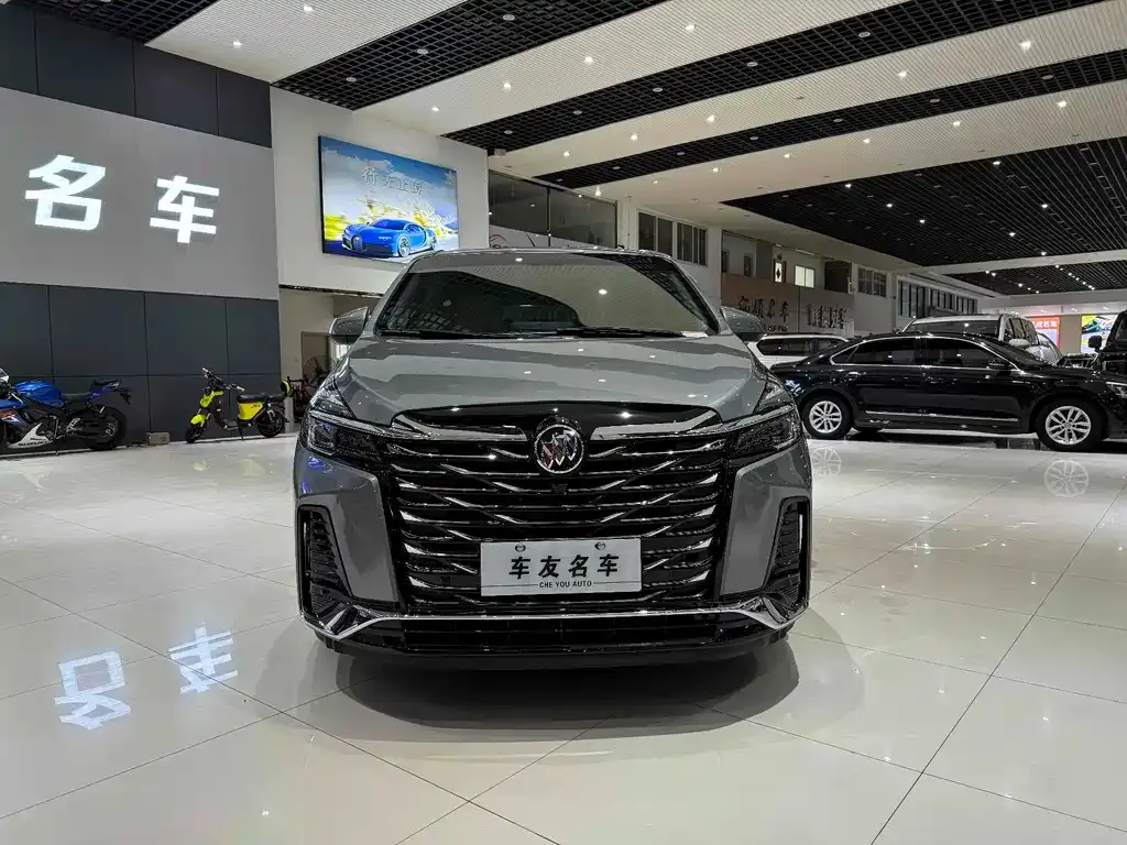 Buick GL8 2023 из CN, фото 4