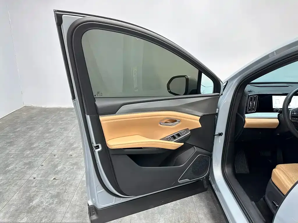 BYD L DM-i 2025 из CN, фото 3