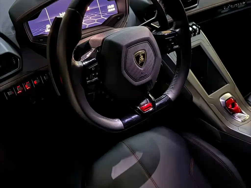 Lamborghini Huracan 2023 из CN, фото 6