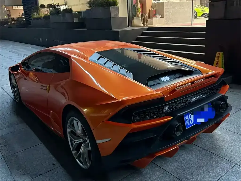 Lamborghini Huracan 2023 из CN, фото 5