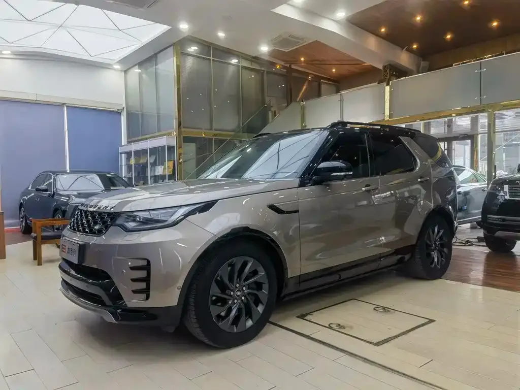 Land Rover Discovery 2022 из CN, фото 1
