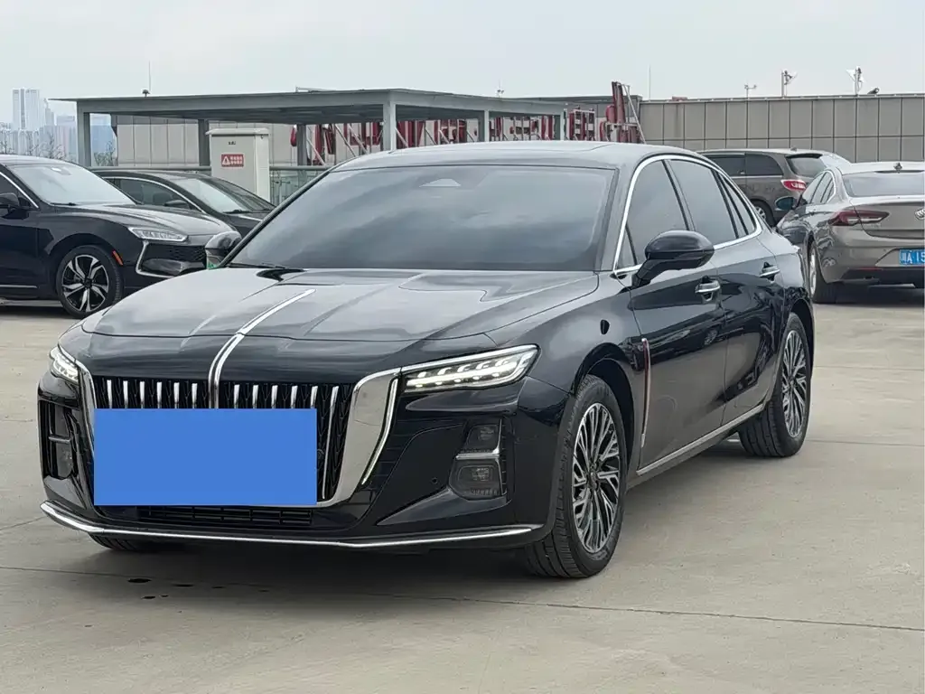 Hongqi H5 — фото 1