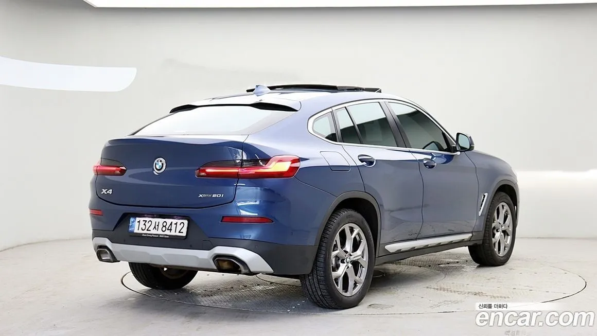 BMW X4 2022 из KR, фото 8