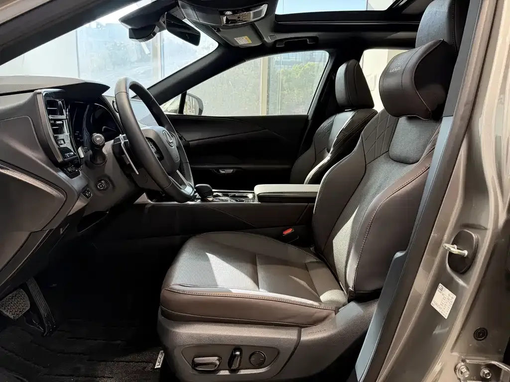 Lexus RX 2025 из CN, фото 8