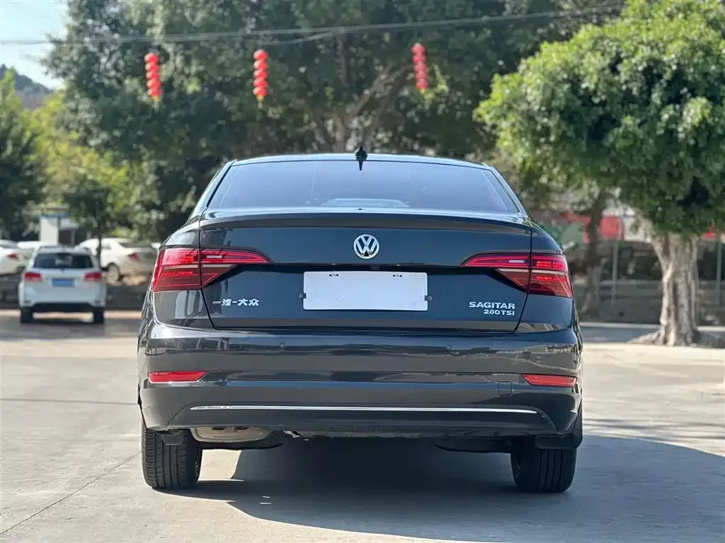 Volkswagen Sagitar 2022 из CN, фото 5