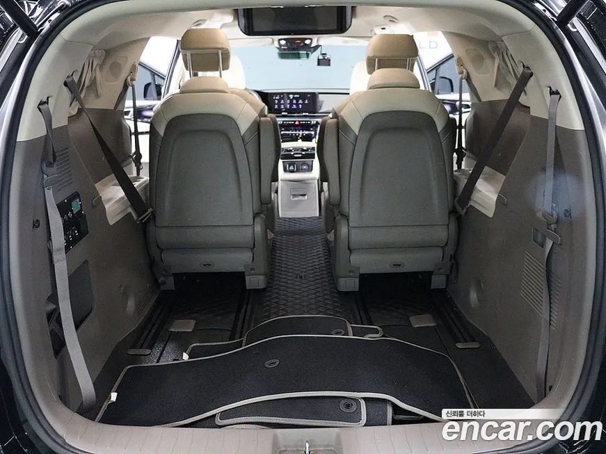 Kia Carnival 2023 из KR, фото 2