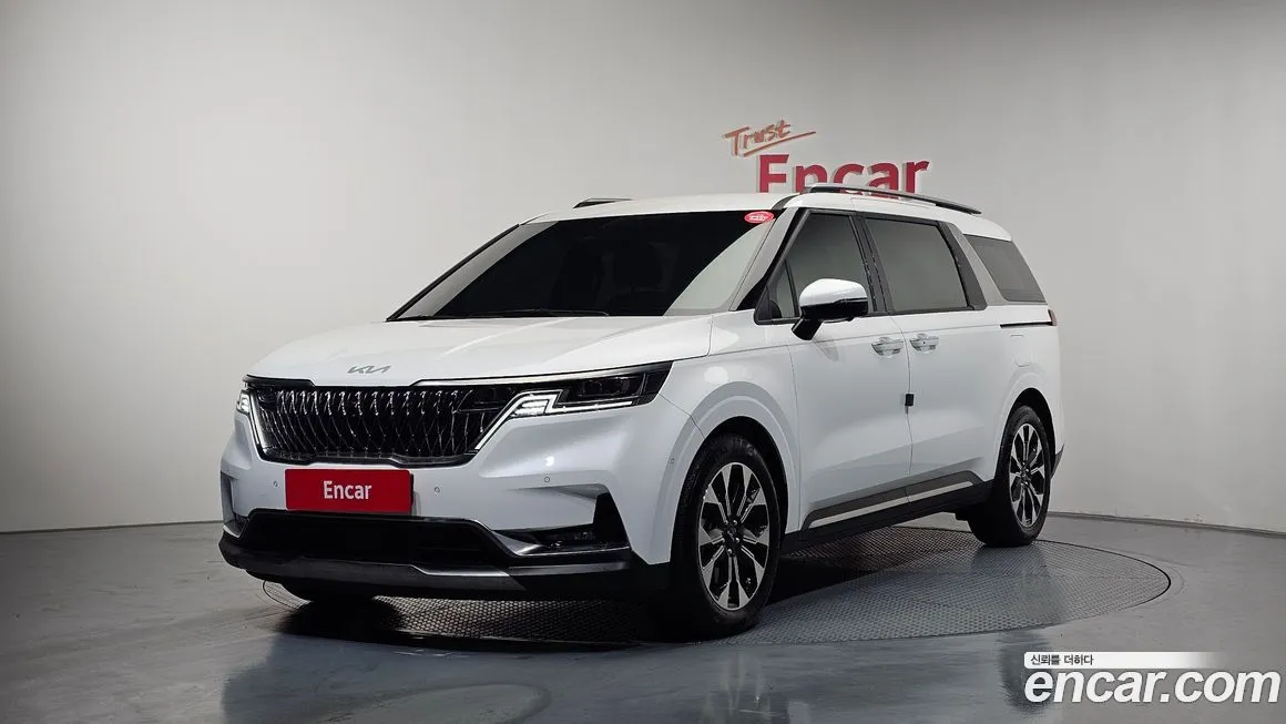 Kia Carnival 2023 из KR, фото 1