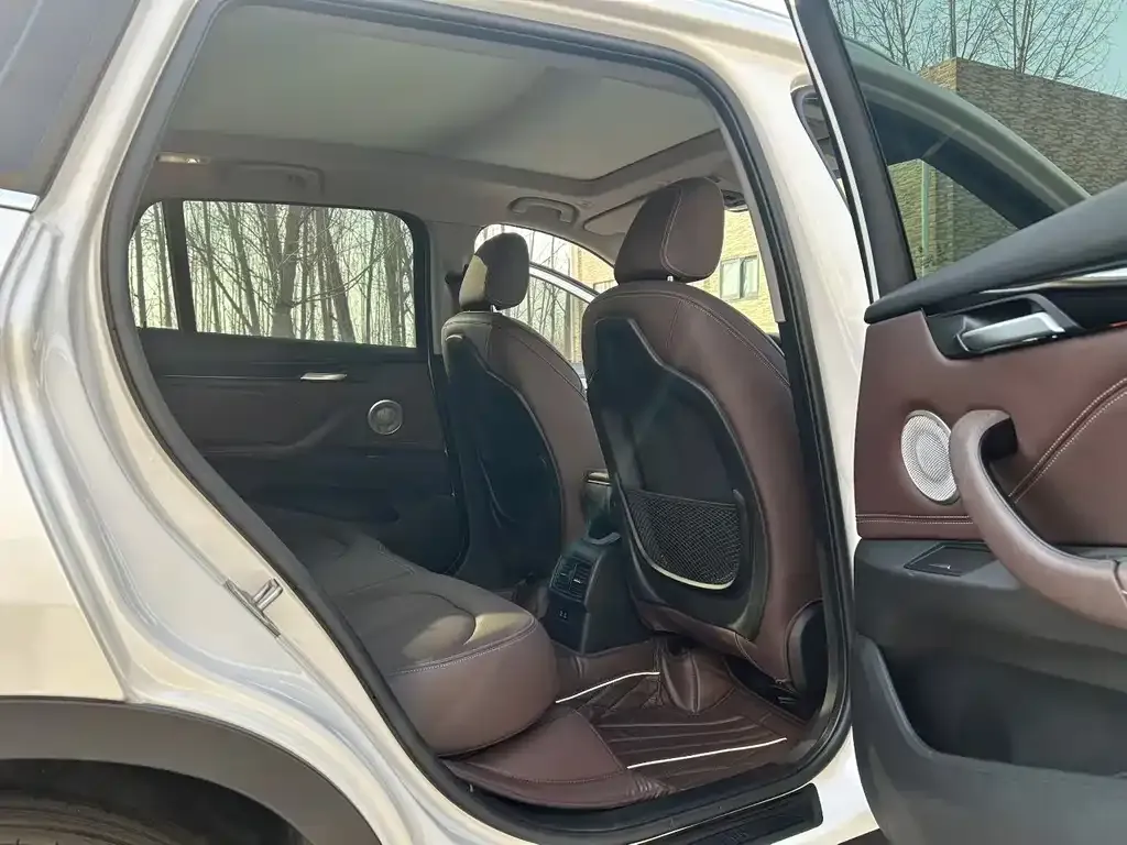 BMW X1 2023 из CN, фото 3