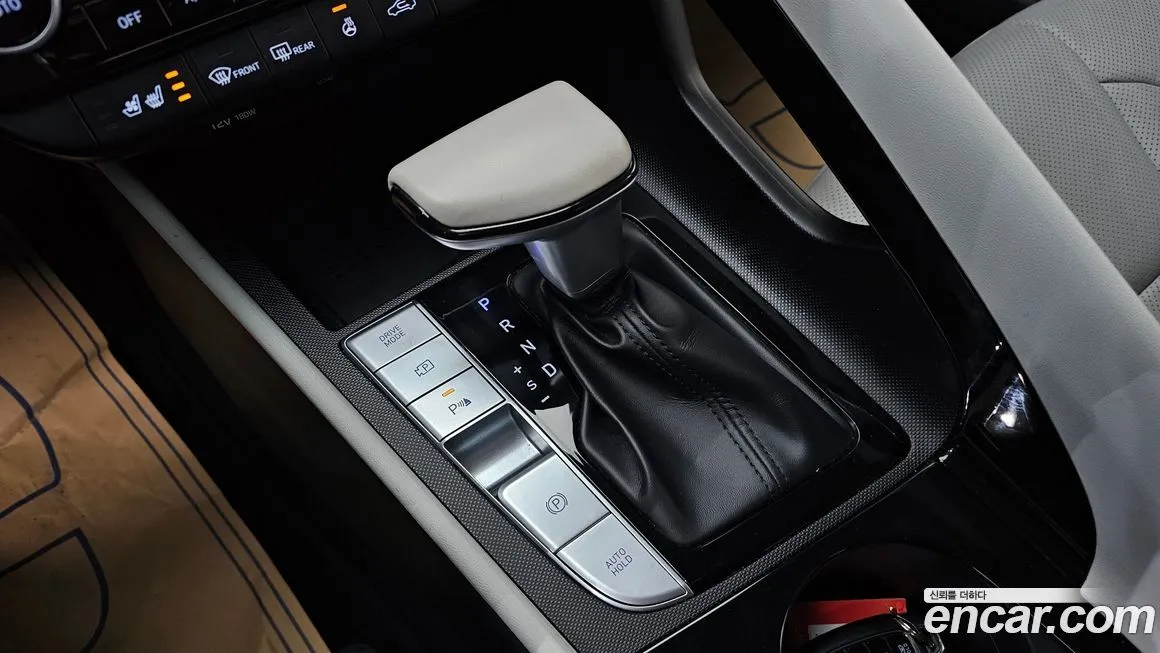 Hyundai AVANTE — фото 3