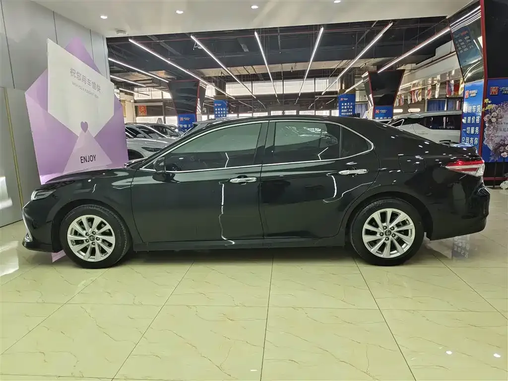 Toyota Camry 2022 из CN, фото 10