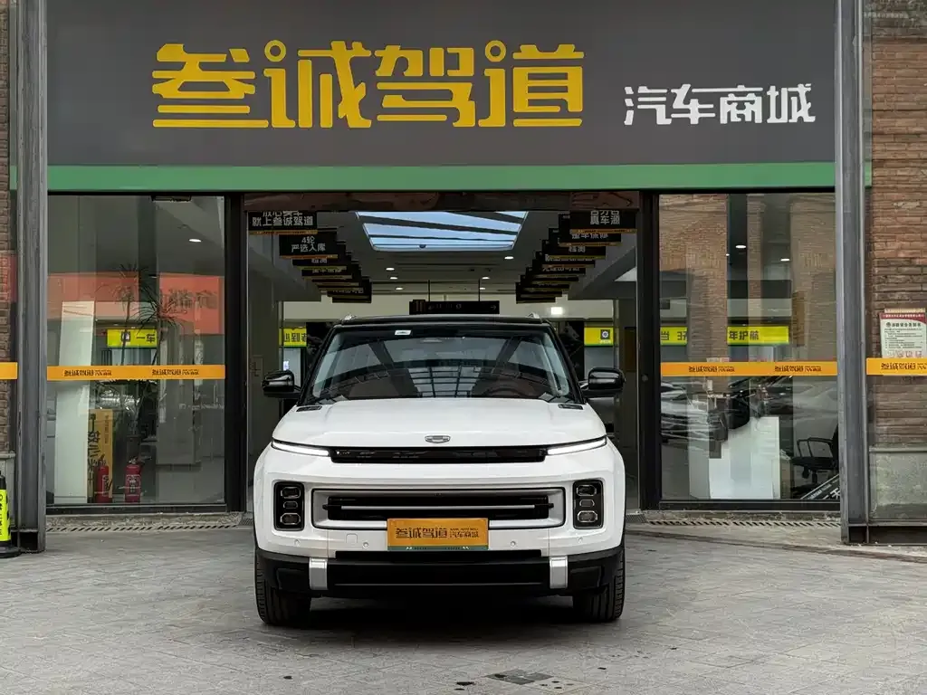 Geely Icon — фото 3