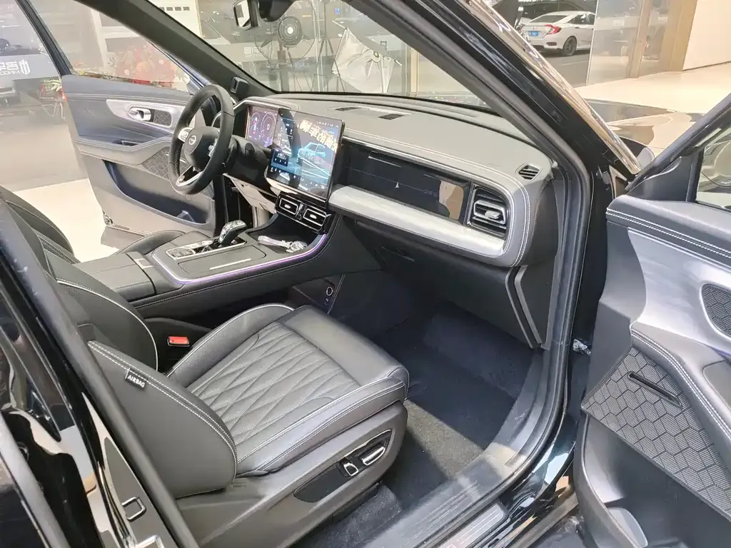 GAC Motor Trumpchi GS8 — фото 9