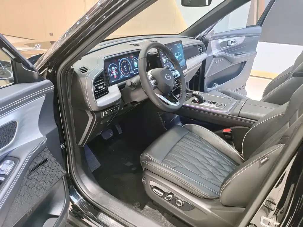GAC Motor Trumpchi GS8 — фото 10