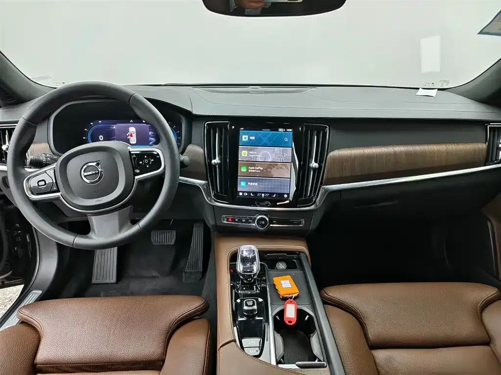 Volvo S90 — фото 2