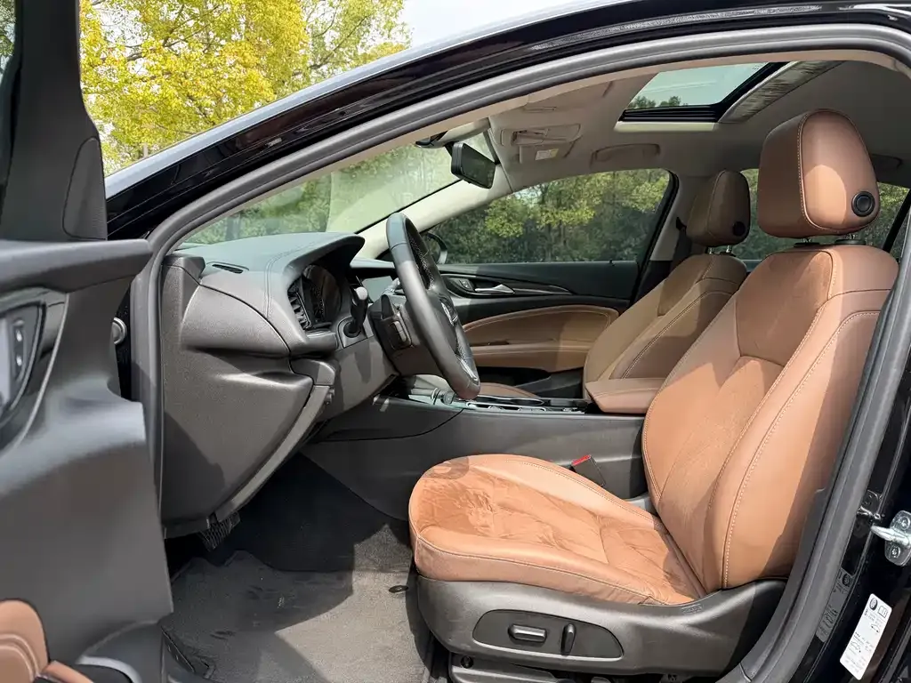 Buick Regal 2023 из CN, фото 2