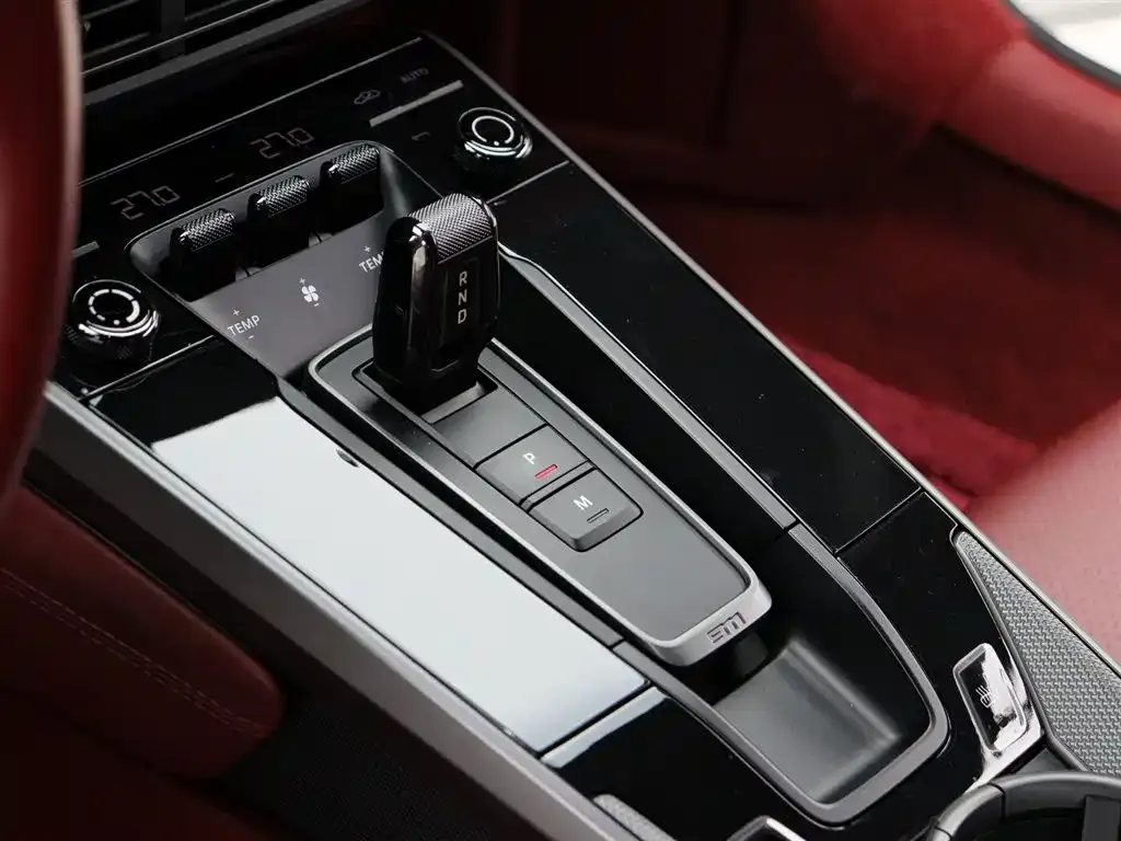 Porsche 911 2024 из CN, фото 5