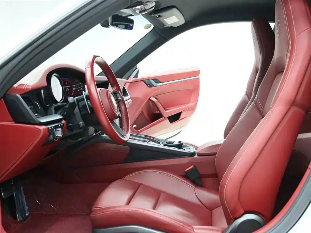 Porsche 911 2024 из CN, фото 6
